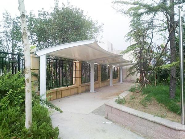 自行车车棚在搭建技能方面有哪些要点？